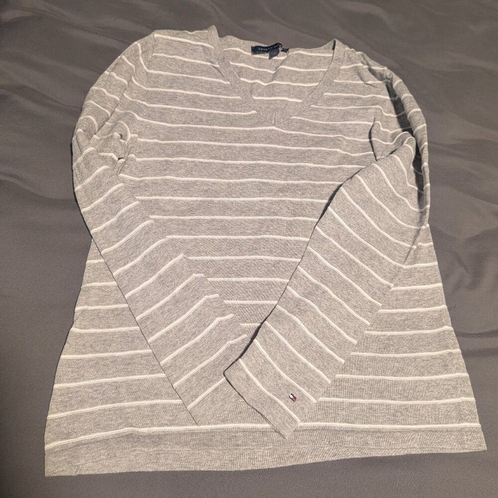 Tommy Hilfiger | Grey and white striped pullover sweater, Size M